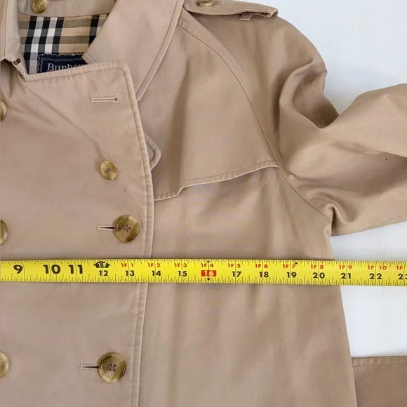 Burberry Vintage Long Kensington Heritage
Trench Coat Women’s size 14 - Picture 9 of 16
